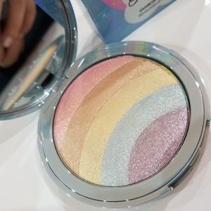 Too Faced Highlighter